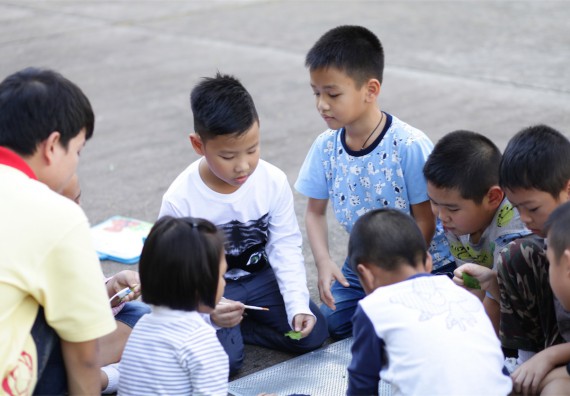 ภาพกิจกรรม ค่ายวิทยาศาสตร์รุ่นจิ๋ว โรงเรียนอนุบาลกำแพงเพชร 