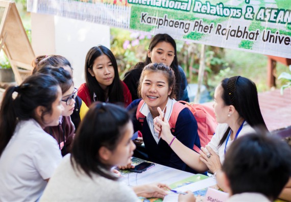 ภาพกิจกรรม English in the Garden: Have a Seat and Speak English ครั้งที่ 5