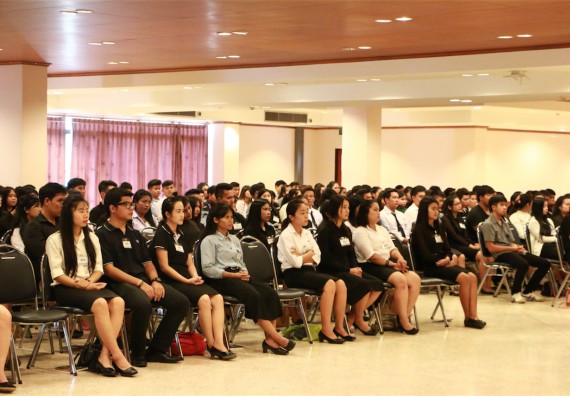 ภาพกิจกรรม พิธีซ้อมรับพระราชทานปริญญาบัตร ประจำปี 2559 วันที่ 4 มกราคม 2560