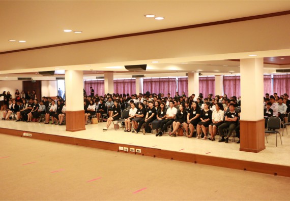 ภาพกิจกรรม พิธีซ้อมรับพระราชทานปริญญาบัตร ประจำปี 2559 วันที่ 4 มกราคม 2560