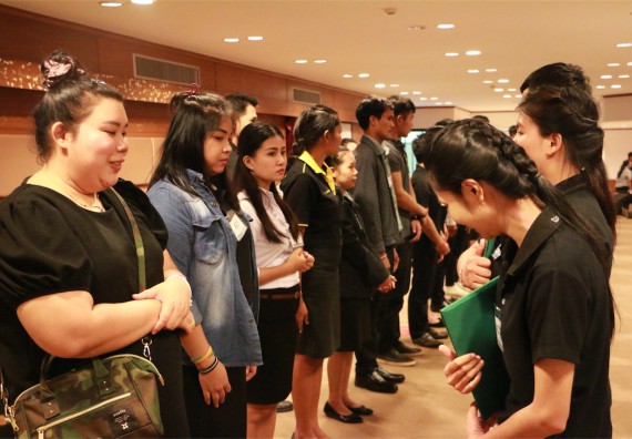 ภาพกิจกรรม พิธีซ้อมรับพระราชทานปริญญาบัตร ประจำปี 2559 วันที่ 4 มกราคม 2560