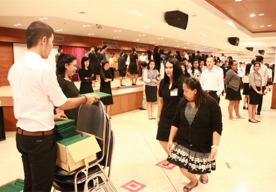 ภาพกิจกรรม พิธีซ้อมรับพระราชทานปริญญาบัตร ประจำปี 2559 วันที่ 4 มกราคม 2560