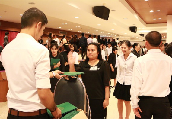 ภาพกิจกรรม พิธีซ้อมรับพระราชทานปริญญาบัตร ประจำปี 2559 วันที่ 4 มกราคม 2560