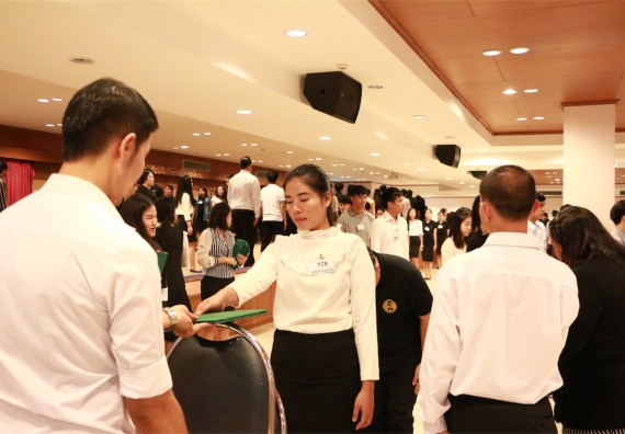 ภาพกิจกรรม พิธีซ้อมรับพระราชทานปริญญาบัตร ประจำปี 2559 วันที่ 4 มกราคม 2560