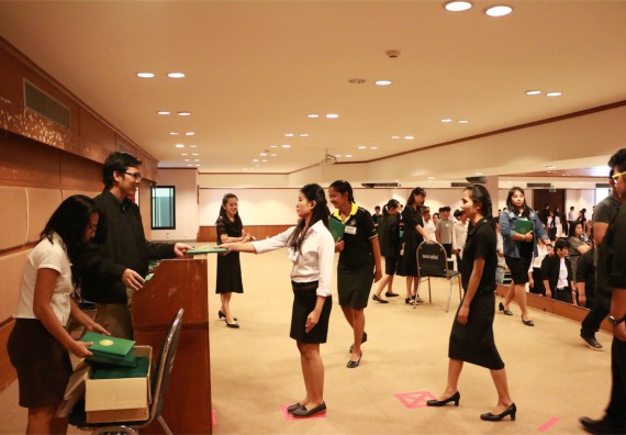 ภาพกิจกรรม พิธีซ้อมรับพระราชทานปริญญาบัตร ประจำปี 2559 วันที่ 4 มกราคม 2560