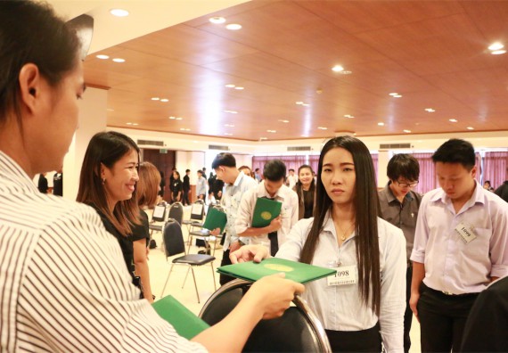 ภาพกิจกรรม พิธีซ้อมรับพระราชทานปริญญาบัตร ประจำปี 2559 วันที่ 4 มกราคม 2560