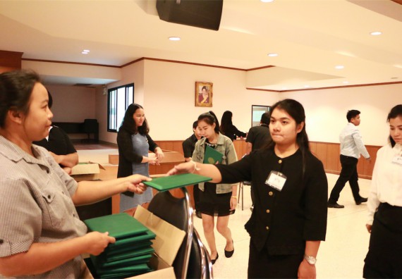 ภาพกิจกรรม พิธีซ้อมรับพระราชทานปริญญาบัตร ประจำปี 2559 วันที่ 4 มกราคม 2560