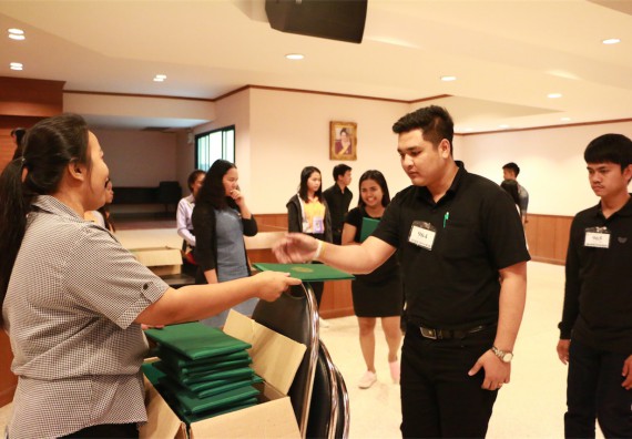 ภาพกิจกรรม พิธีซ้อมรับพระราชทานปริญญาบัตร ประจำปี 2559 วันที่ 4 มกราคม 2560