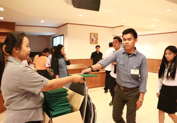 ภาพกิจกรรม พิธีซ้อมรับพระราชทานปริญญาบัตร ประจำปี 2559 วันที่ 4 มกราคม 2560