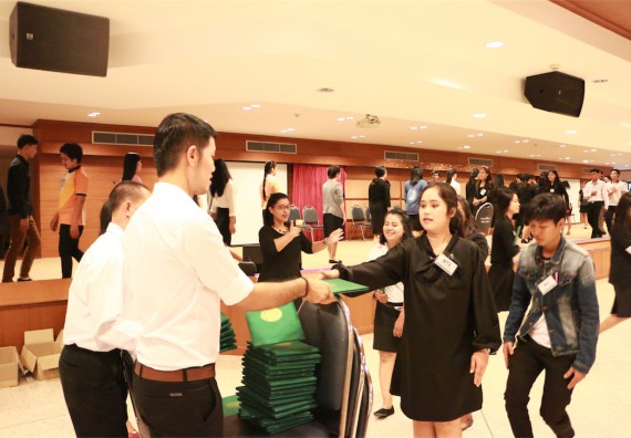 ภาพกิจกรรม พิธีซ้อมรับพระราชทานปริญญาบัตร ประจำปี 2559 วันที่ 4 มกราคม 2560