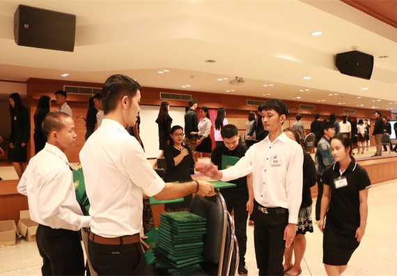 ภาพกิจกรรม พิธีซ้อมรับพระราชทานปริญญาบัตร ประจำปี 2559 วันที่ 4 มกราคม 2560