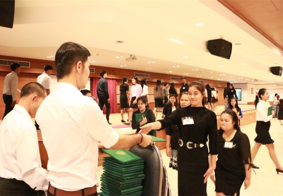 ภาพกิจกรรม พิธีซ้อมรับพระราชทานปริญญาบัตร ประจำปี 2559 วันที่ 4 มกราคม 2560