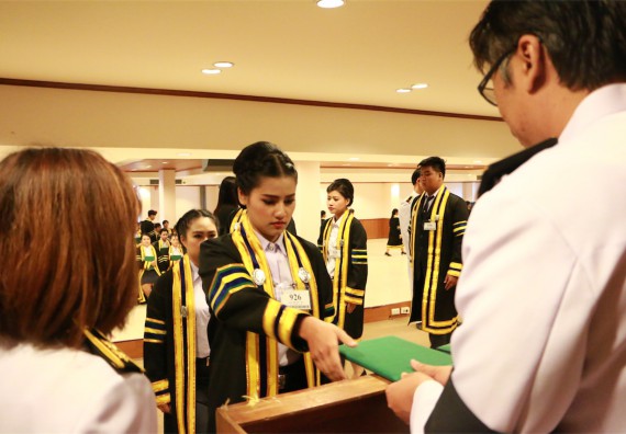 ภาพกิจกรรม พิธีซ้อมรับพระราชทานปริญญาบัตร ประจำปี 2559 วันที่ 5 มกราคม 2560