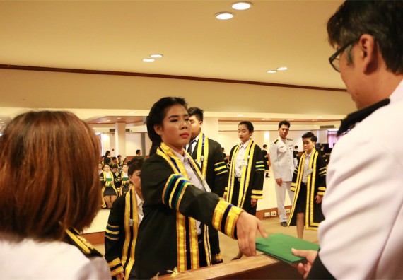 ภาพกิจกรรม พิธีซ้อมรับพระราชทานปริญญาบัตร ประจำปี 2559 วันที่ 5 มกราคม 2560