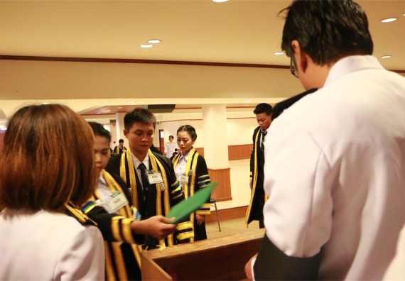 ภาพกิจกรรม พิธีซ้อมรับพระราชทานปริญญาบัตร ประจำปี 2559 วันที่ 5 มกราคม 2560