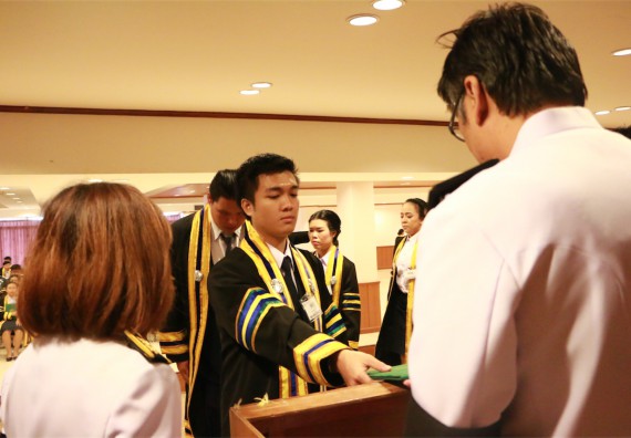 ภาพกิจกรรม พิธีซ้อมรับพระราชทานปริญญาบัตร ประจำปี 2559 วันที่ 5 มกราคม 2560