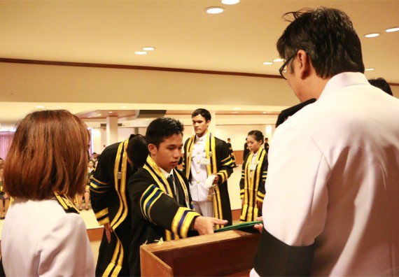 ภาพกิจกรรม พิธีซ้อมรับพระราชทานปริญญาบัตร ประจำปี 2559 วันที่ 5 มกราคม 2560