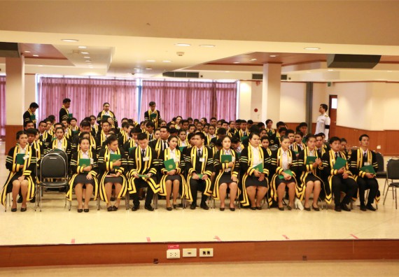 ภาพกิจกรรม พิธีซ้อมรับพระราชทานปริญญาบัตร ประจำปี 2559 วันที่ 5 มกราคม 2560