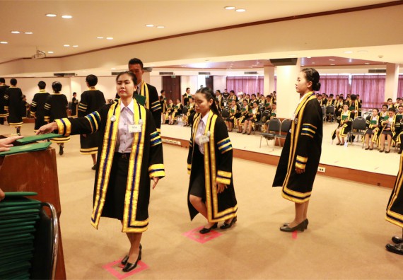 ภาพกิจกรรม พิธีซ้อมรับพระราชทานปริญญาบัตร ประจำปี 2559 วันที่ 5 มกราคม 2560