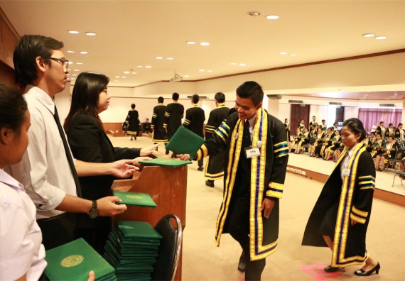 ภาพกิจกรรม พิธีซ้อมรับพระราชทานปริญญาบัตร ประจำปี 2559 วันที่ 5 มกราคม 2560