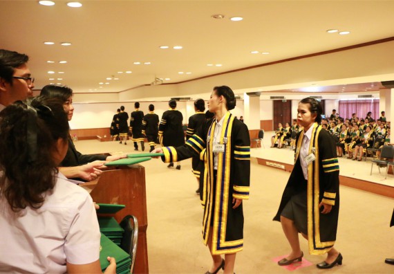 ภาพกิจกรรม พิธีซ้อมรับพระราชทานปริญญาบัตร ประจำปี 2559 วันที่ 5 มกราคม 2560