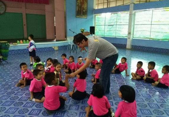 ภาพกิจกรรม คณะวิทยาศาสตร์และเทคโนโลยี จัดการอบรมเชิงปฏิบัติการ ค่ายวิทยาศาสตร์น้อย | โรงเรียนบ้านไตรตรึงษ์