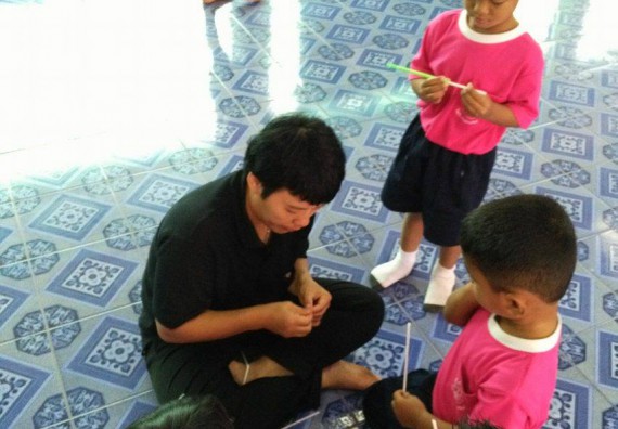 ภาพกิจกรรม คณะวิทยาศาสตร์และเทคโนโลยี จัดการอบรมเชิงปฏิบัติการ ค่ายวิทยาศาสตร์น้อย | โรงเรียนบ้านไตรตรึงษ์