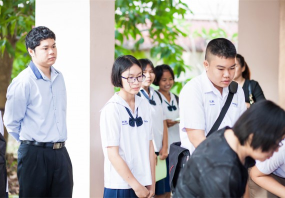 ภาพกิจกรรม โปรแกรมวิชาเคมี จัดการอบรมเชิงปฏิบัติการ เรื่อง การทำโครงงานวิทยาศาสตร์ สาขาเคมี