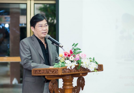 ภาพกิจกรรม โปรแกรมวิชาเคมี จัดการอบรมเชิงปฏิบัติการ เรื่อง การทำโครงงานวิทยาศาสตร์ สาขาเคมี