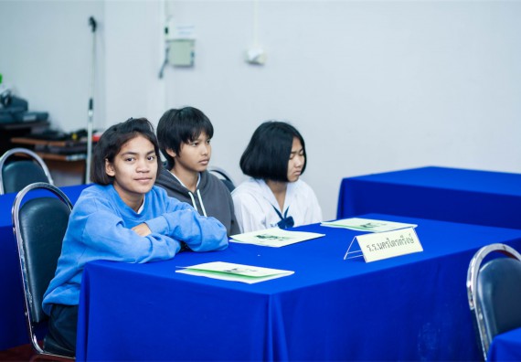 ภาพกิจกรรม โปรแกรมวิชาเคมี จัดการอบรมเชิงปฏิบัติการ เรื่อง การทำโครงงานวิทยาศาสตร์ สาขาเคมี