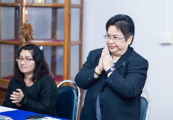 ภาพกิจกรรม โปรแกรมวิชาเคมี จัดการอบรมเชิงปฏิบัติการ เรื่อง การทำโครงงานวิทยาศาสตร์ สาขาเคมี