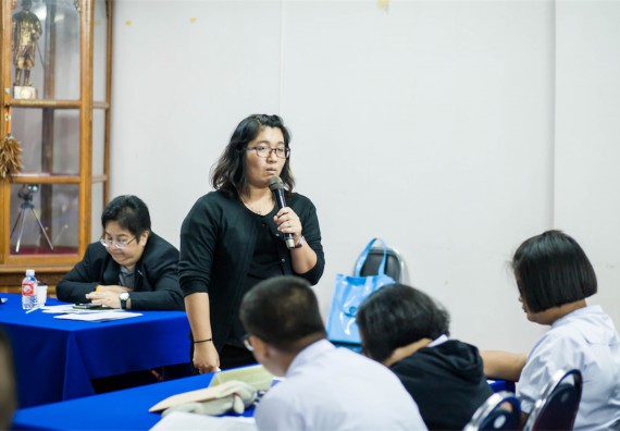 ภาพกิจกรรม โปรแกรมวิชาเคมี จัดการอบรมเชิงปฏิบัติการ เรื่อง การทำโครงงานวิทยาศาสตร์ สาขาเคมี