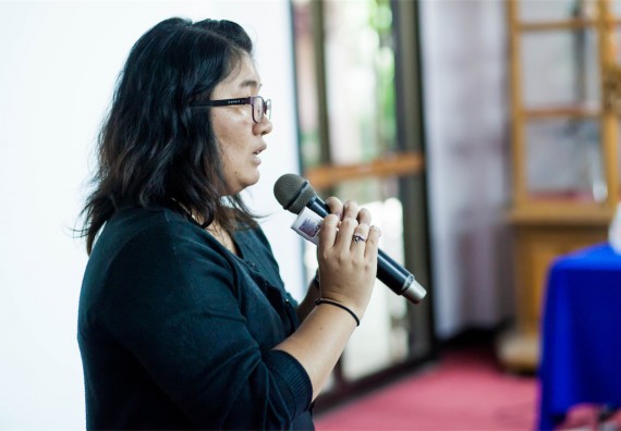 ภาพกิจกรรม โปรแกรมวิชาเคมี จัดการอบรมเชิงปฏิบัติการ เรื่อง การทำโครงงานวิทยาศาสตร์ สาขาเคมี