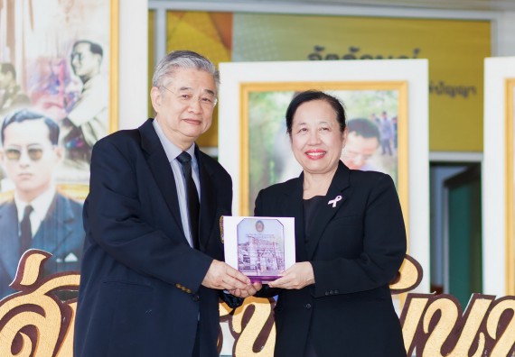 ภาพกิจกรรม นิทรรศการราชภัฏกำแพงเพชรวิชาการครั้งที่ ๑๓ | ศาสตร์พระราชา สู่การพัฒนาอย่างยั่งยืน