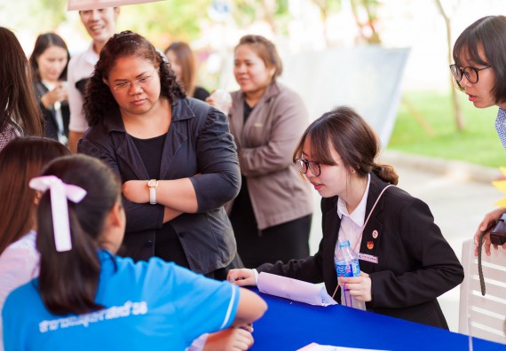 ภาพกิจกรรม นิทรรศการราชภัฏกำแพงเพชรวิชาการครั้งที่ ๑๓ | ศาสตร์พระราชา สู่การพัฒนาอย่างยั่งยืน