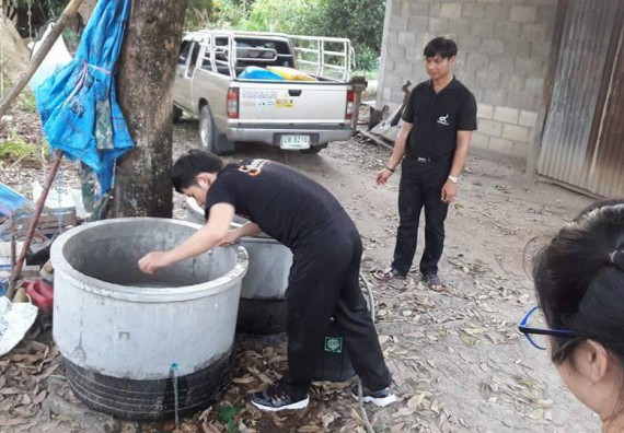 ภาพกิจกรรม โปรแกรมวิชาชีววิทยา ได้จัดกิจกรรมส่งเสริมการเลี้ยงไส้เดือนดิน