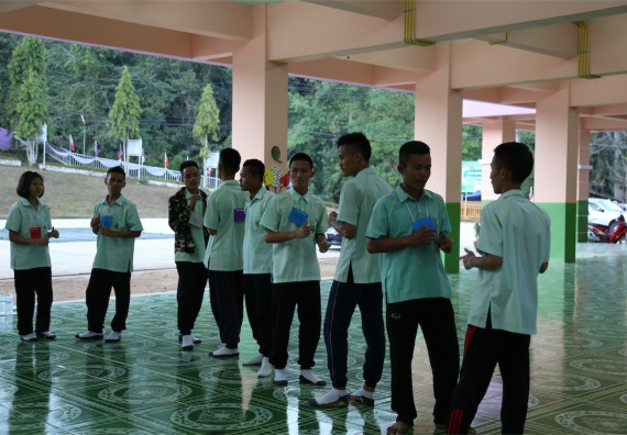 ภาพกิจกรรม โปรแกรมวิชาฟิสิกส์ จัดค่ายดาราศาสตร์สัญจร ปีที่ 4