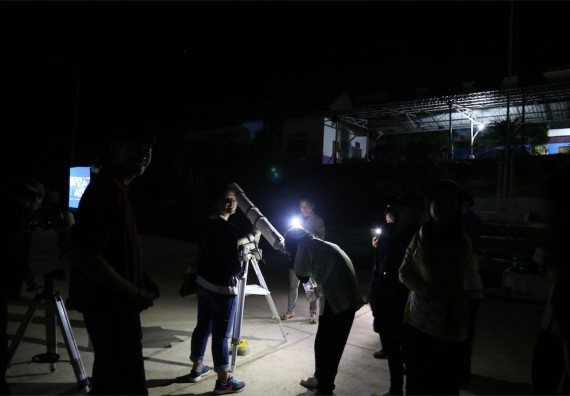 ภาพกิจกรรม โปรแกรมวิชาฟิสิกส์ จัดค่ายดาราศาสตร์สัญจร ปีที่ 4