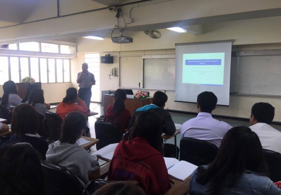 ภาพกิจกรรม โปรแกรมวิชาคณิตศาสตร์ จัดโครงการอบรมพัฒนาสมรรถนะการทำวิจัยเฉพาะด้าน