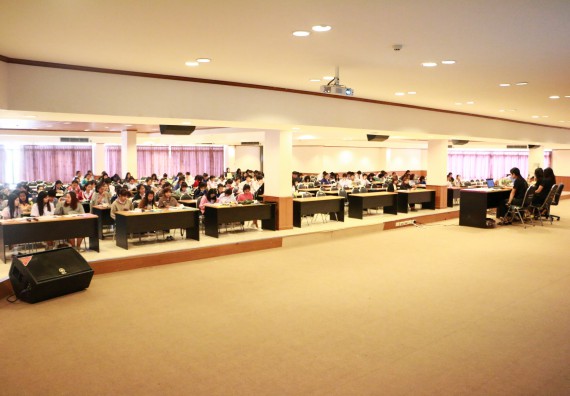 ภาพกิจกรรม ศูนย์วิทยาศาสตร์และวิทยาศาสตร์ประยุกต์ จัดการอบรมเชิงปฏิบัติการการพัฒนาทักษะทางวิทยาศาสตร์