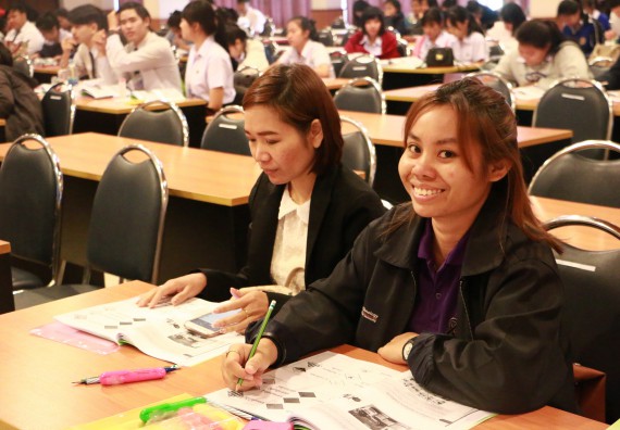 ภาพกิจกรรม ศูนย์วิทยาศาสตร์และวิทยาศาสตร์ประยุกต์ จัดการอบรมเชิงปฏิบัติการการพัฒนาทักษะทางวิทยาศาสตร์