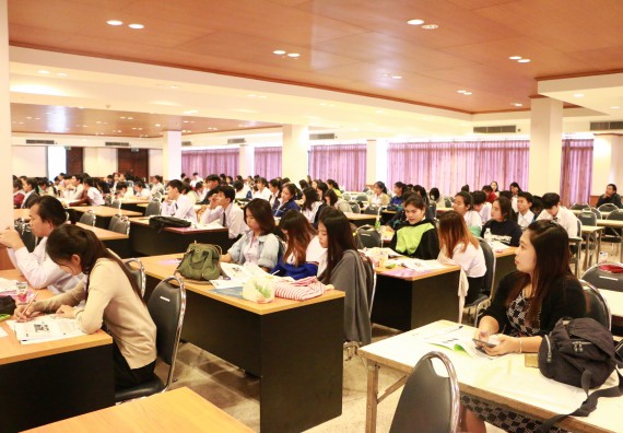 ภาพกิจกรรม ศูนย์วิทยาศาสตร์และวิทยาศาสตร์ประยุกต์ จัดการอบรมเชิงปฏิบัติการการพัฒนาทักษะทางวิทยาศาสตร์