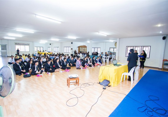 ภาพกิจกรรม โครงการอบรมเชิงปฏิบัติการค่ายอาสาบำเพ็ญประโยชน์ส่งเสริมสุขภาพ เสริมสร้างคุณธรรมจริยธรรมและบูรณาการเรียนรู้เพื่อทำนุบำรุงศิลปวัฒนธรรม ครั้งที่ 3