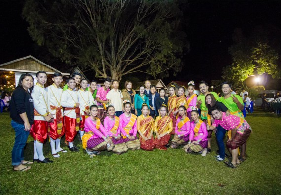 ภาพกิจกรรม โครงการอบรมเชิงปฏิบัติการค่ายอาสาบำเพ็ญประโยชน์ส่งเสริมสุขภาพ เสริมสร้างคุณธรรมจริยธรรมและบูรณาการเรียนรู้เพื่อทำนุบำรุงศิลปวัฒนธรรม ครั้งที่ 3