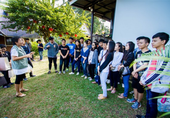 ภาพกิจกรรม โครงการอบรมเชิงปฏิบัติการค่ายอาสาบำเพ็ญประโยชน์ส่งเสริมสุขภาพ เสริมสร้างคุณธรรมจริยธรรมและบูรณาการเรียนรู้เพื่อทำนุบำรุงศิลปวัฒนธรรม ครั้งที่ 3