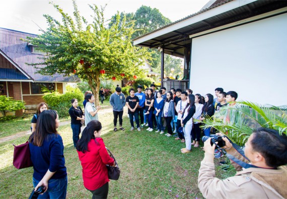 ภาพกิจกรรม โครงการอบรมเชิงปฏิบัติการค่ายอาสาบำเพ็ญประโยชน์ส่งเสริมสุขภาพ เสริมสร้างคุณธรรมจริยธรรมและบูรณาการเรียนรู้เพื่อทำนุบำรุงศิลปวัฒนธรรม ครั้งที่ 3