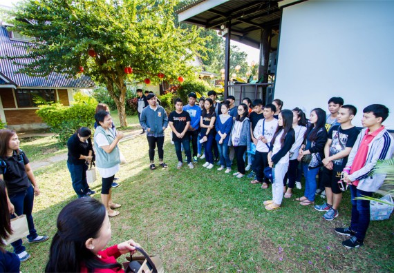 ภาพกิจกรรม โครงการอบรมเชิงปฏิบัติการค่ายอาสาบำเพ็ญประโยชน์ส่งเสริมสุขภาพ เสริมสร้างคุณธรรมจริยธรรมและบูรณาการเรียนรู้เพื่อทำนุบำรุงศิลปวัฒนธรรม ครั้งที่ 3