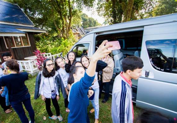 ภาพกิจกรรม โครงการอบรมเชิงปฏิบัติการค่ายอาสาบำเพ็ญประโยชน์ส่งเสริมสุขภาพ เสริมสร้างคุณธรรมจริยธรรมและบูรณาการเรียนรู้เพื่อทำนุบำรุงศิลปวัฒนธรรม ครั้งที่ 3