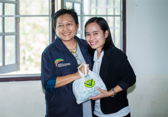 ภาพกิจกรรม โครงการอบรมเชิงปฏิบัติการค่ายอาสาบำเพ็ญประโยชน์ส่งเสริมสุขภาพ เสริมสร้างคุณธรรมจริยธรรมและบูรณาการเรียนรู้เพื่อทำนุบำรุงศิลปวัฒนธรรม ครั้งที่ 3