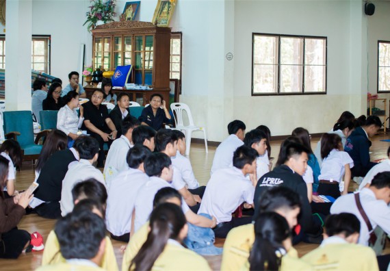 ภาพกิจกรรม โครงการอบรมเชิงปฏิบัติการค่ายอาสาบำเพ็ญประโยชน์ส่งเสริมสุขภาพ เสริมสร้างคุณธรรมจริยธรรมและบูรณาการเรียนรู้เพื่อทำนุบำรุงศิลปวัฒนธรรม ครั้งที่ 3